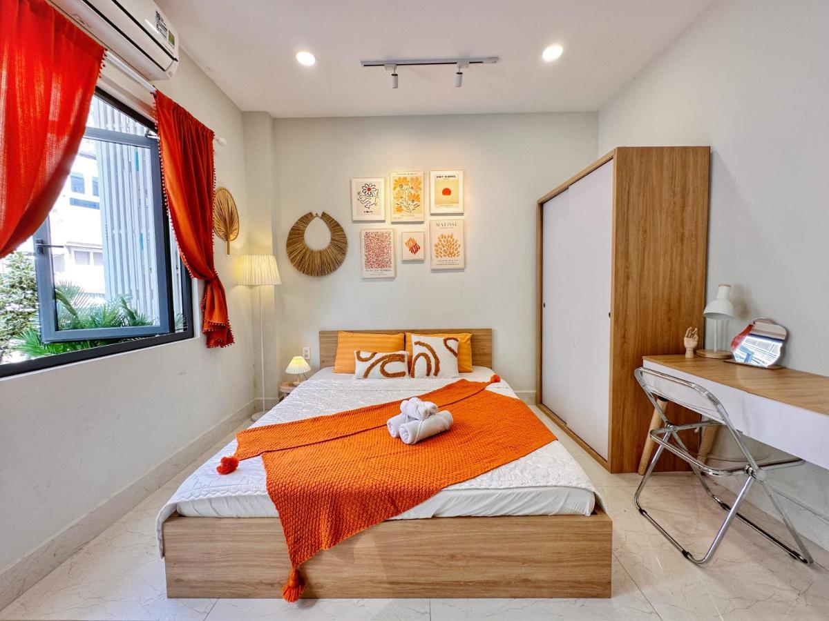 Khách sạn hẻo lánh Lalahouse Spring - Saigon Center TP. Hồ Chí Minh